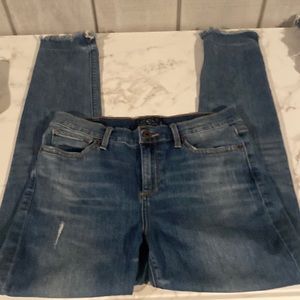 Lucky Brand Brooke legging distressed w shredded bottoms Mid Rise 8/29